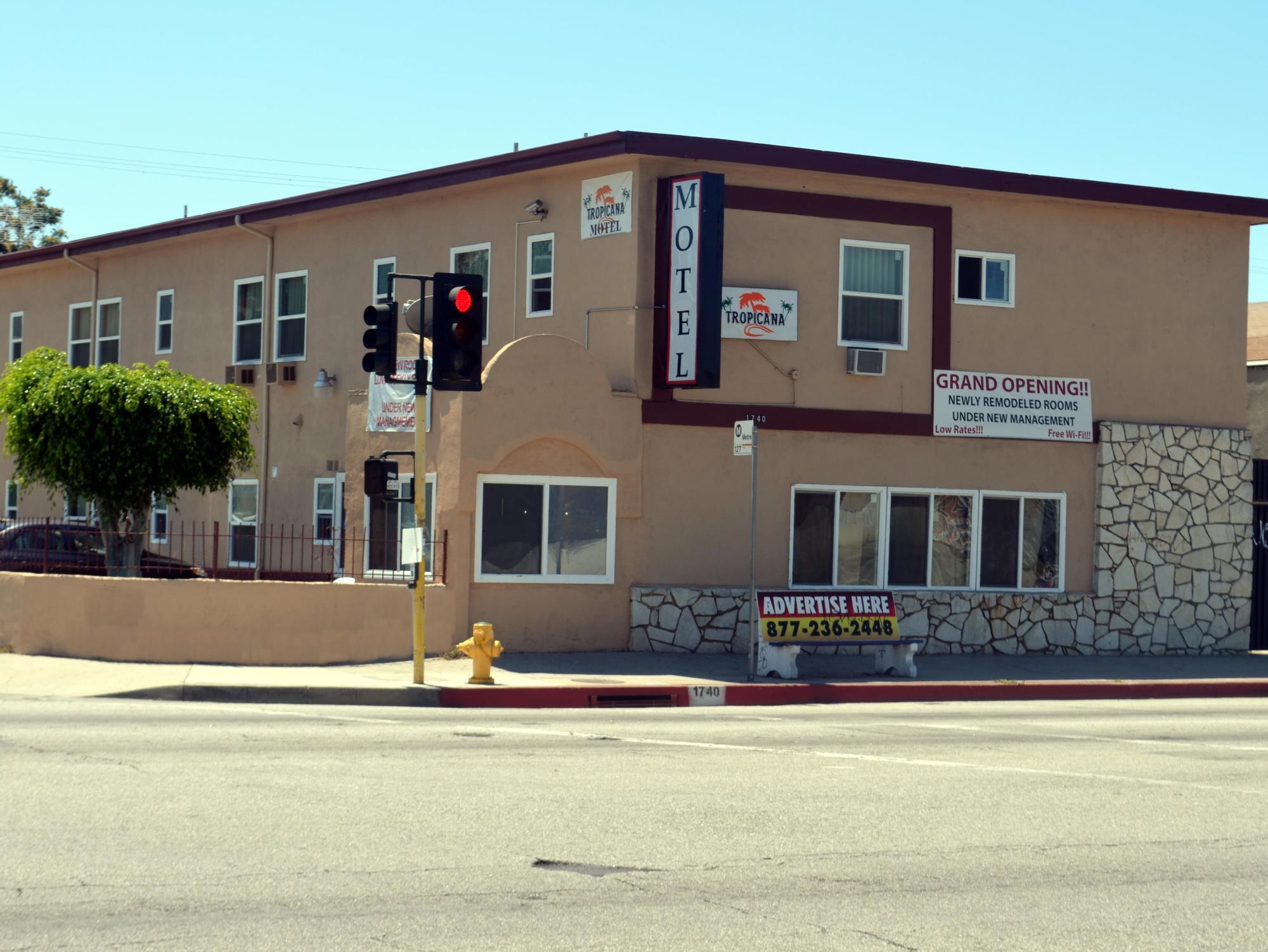 Tropicana Motel 康普顿 外观 照片